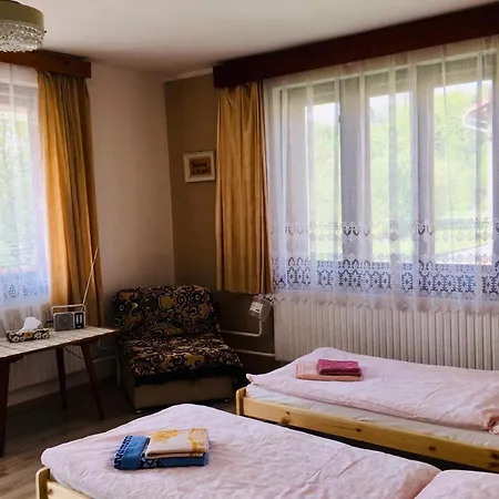 Apartman Rodinny Retro Domcek