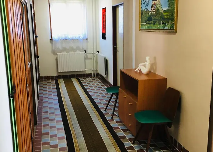 Rodinny Retro Domcek דירה דולני קובין