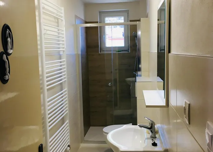 Rodinny Retro Domcek *